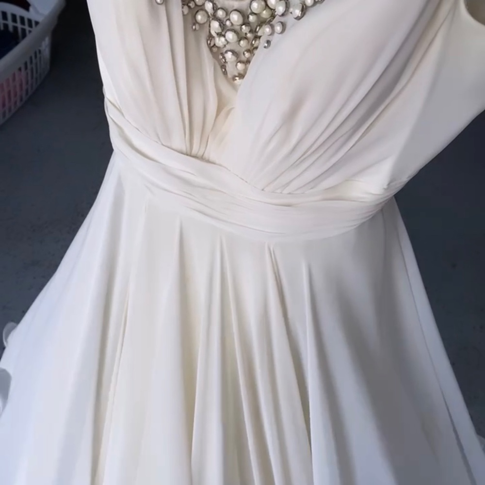 DRESS - Picture 3 of 4